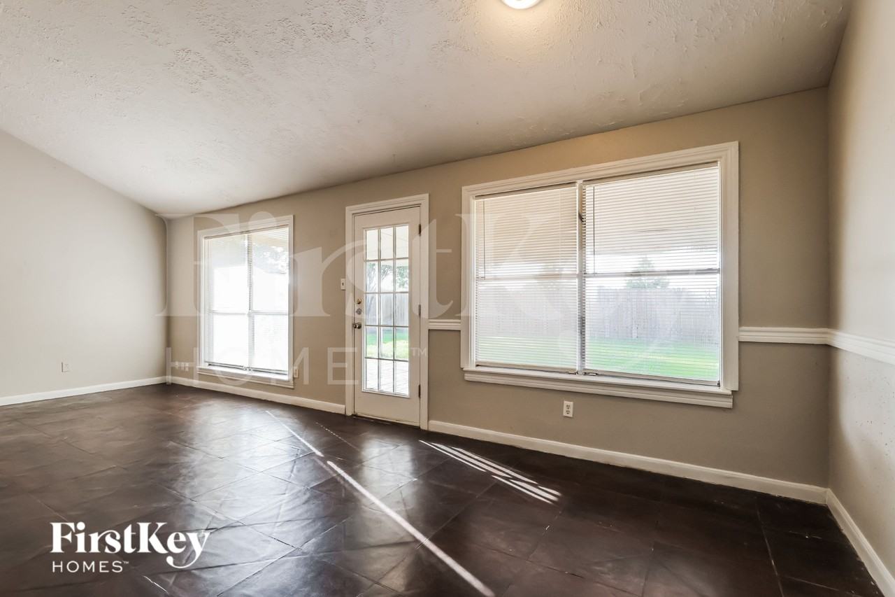 21126 N Tangle Creek Ln - Photo 6 of 19