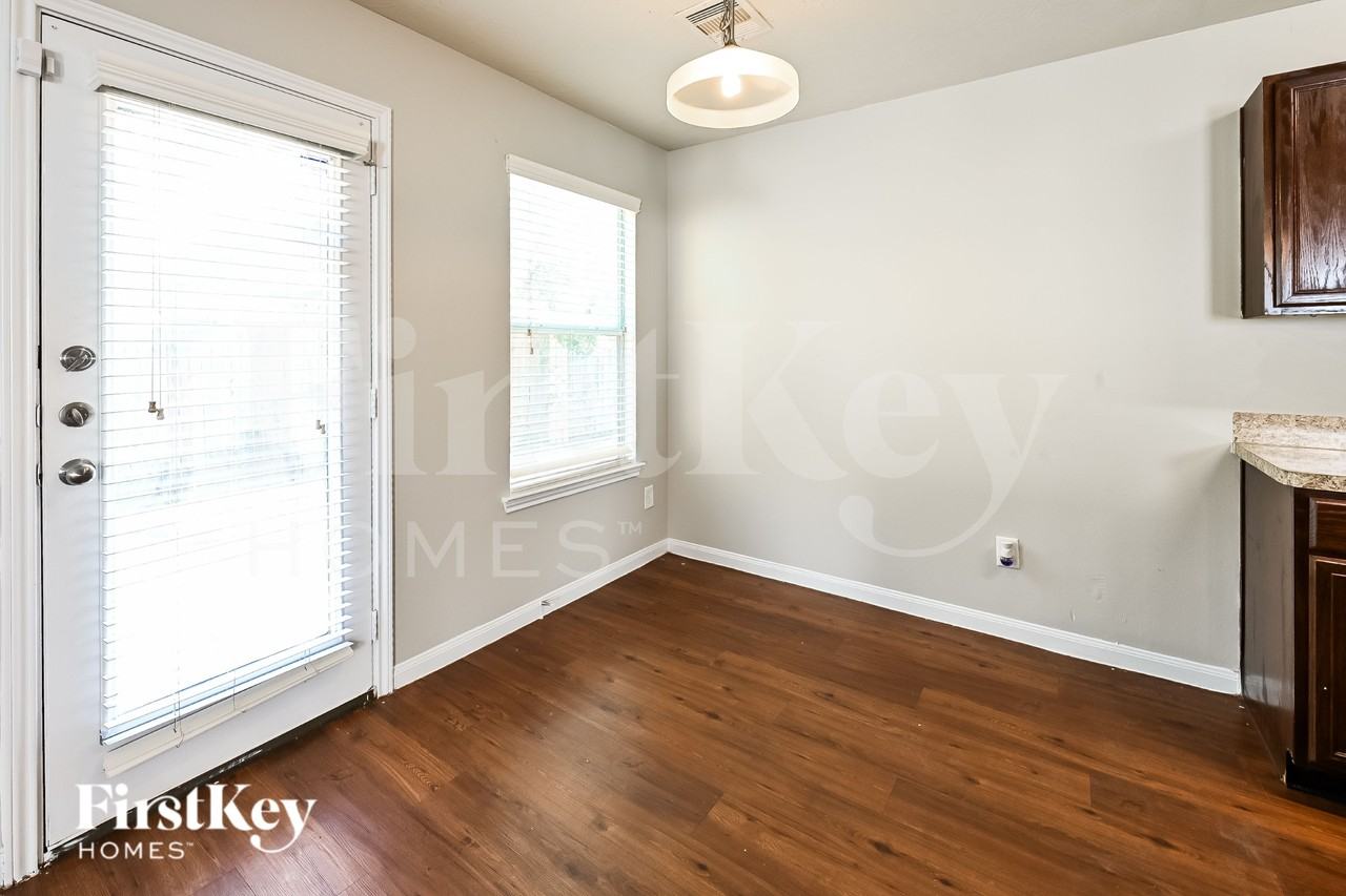 15402 Bammel Oaks Ct - Photo 6 of 16