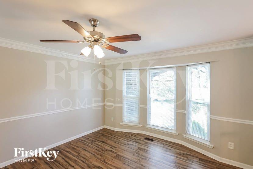 1521 Cedargate Cir - Photo 3 of 15
