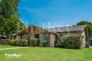 featured image of 1316 Royal Oak Dr