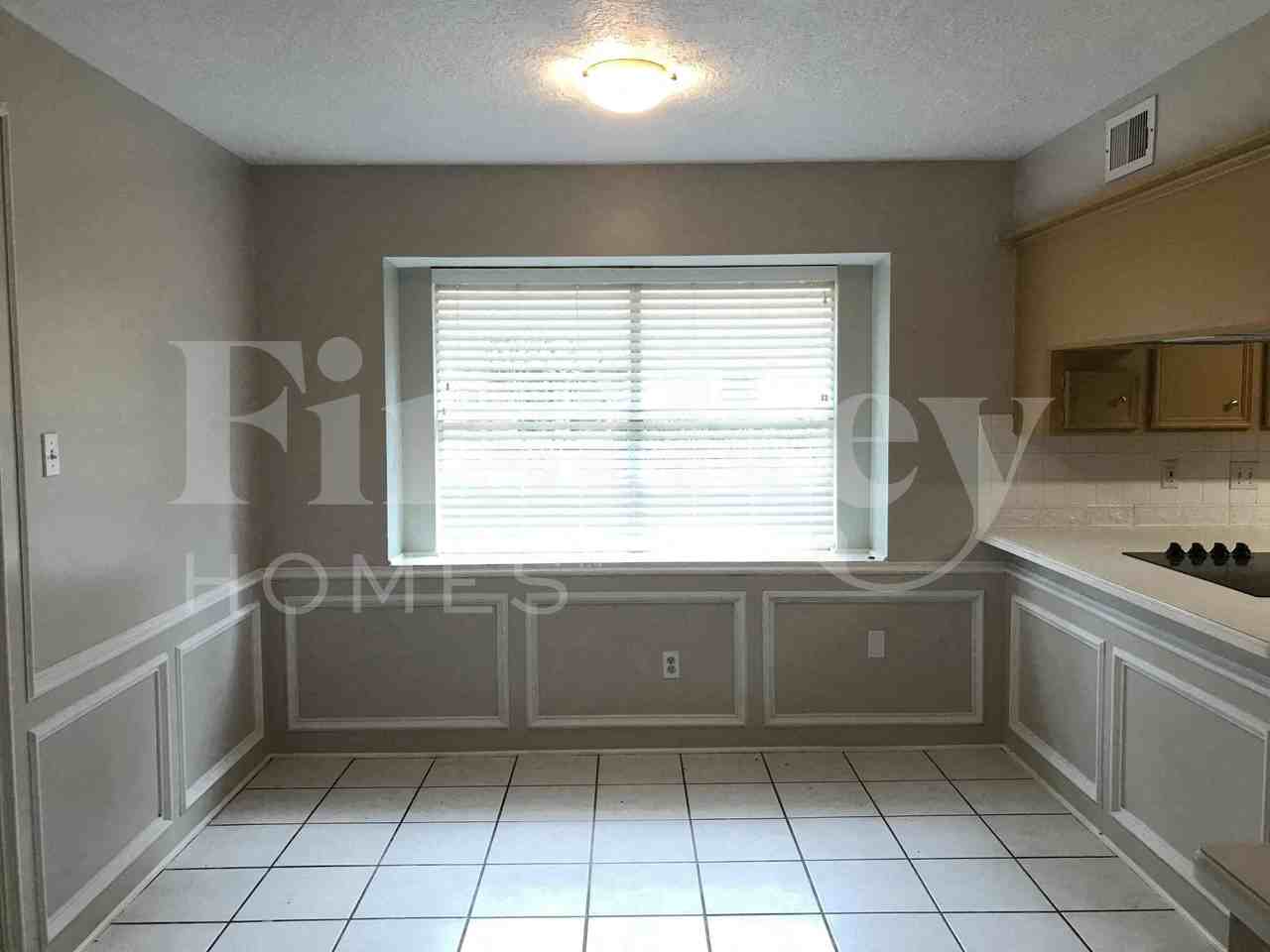 12906 Elmington Ct - Photo 6 of 18