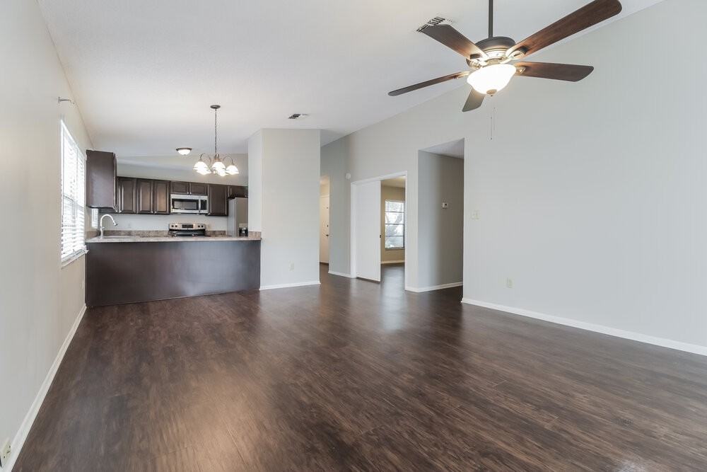 456 Copperstone Cir - Photo 4 of 16