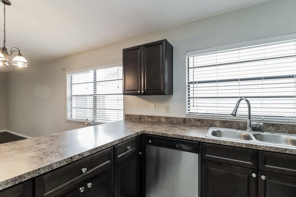 456 Copperstone Cir - Photo 6 of 16