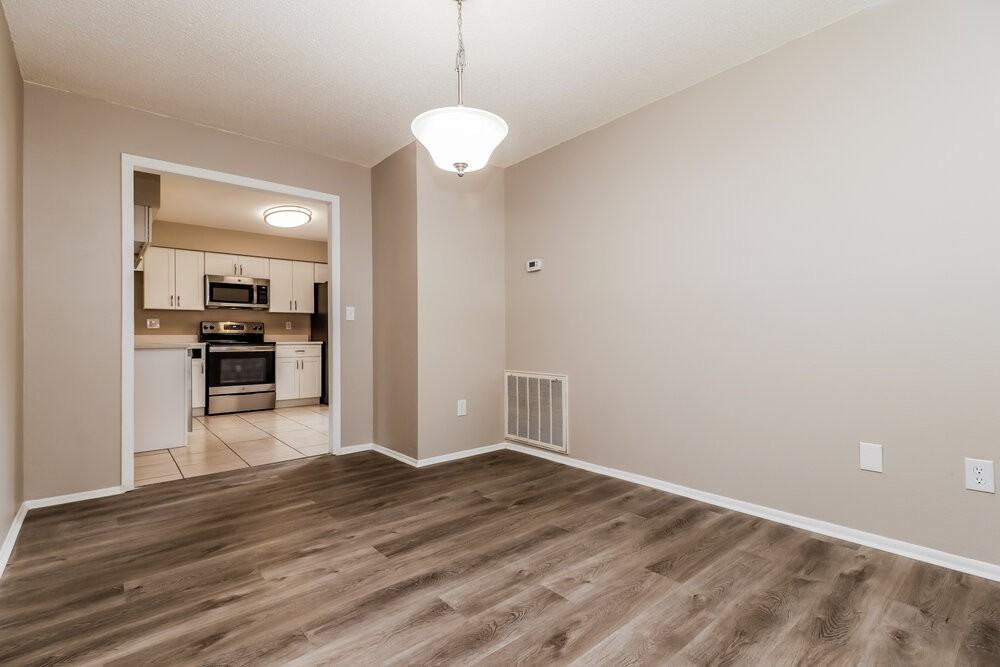 4910 Hi Vista Cir - Photo 6 of 16