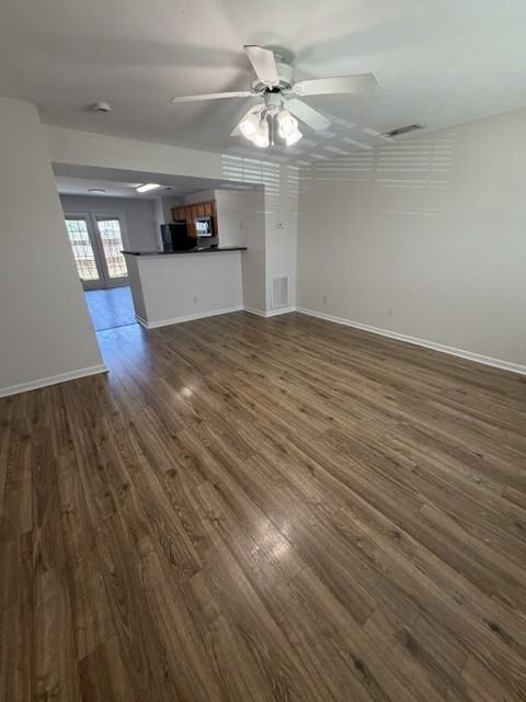136 Oak Valley Cir - Photo 3 of 12
