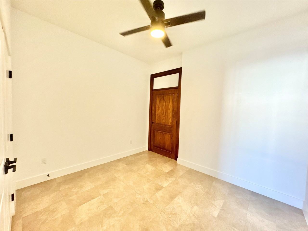 2102 Mechanic St - Photo 6 of 28