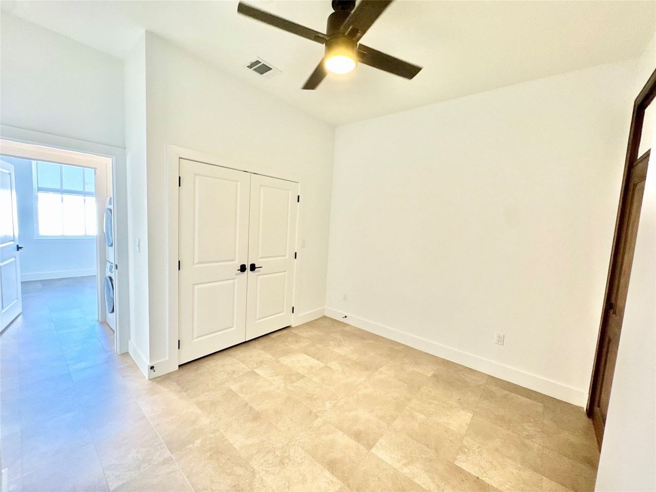 2102 Mechanic St - Photo 7 of 28