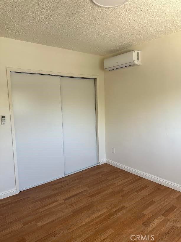 714 N Dillon St - Photo 3 of 8