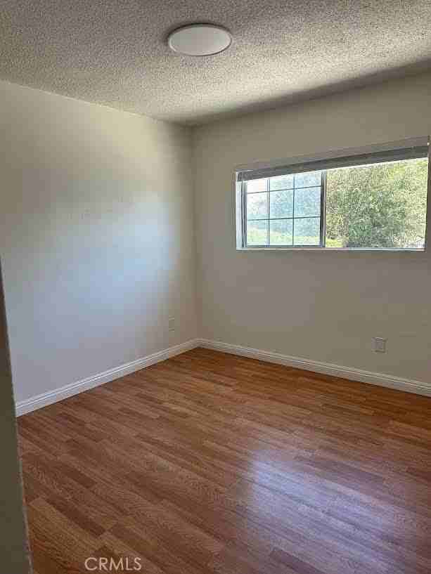 714 N Dillon St - Photo 4 of 8