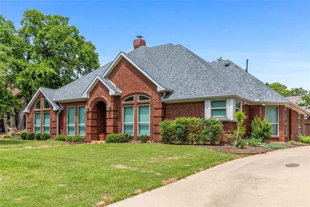 2942 Woodland Hills Dr - Photo 4 of 25