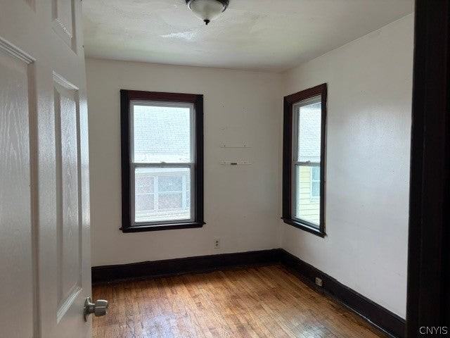 601 Court St - Photo 4 of 11