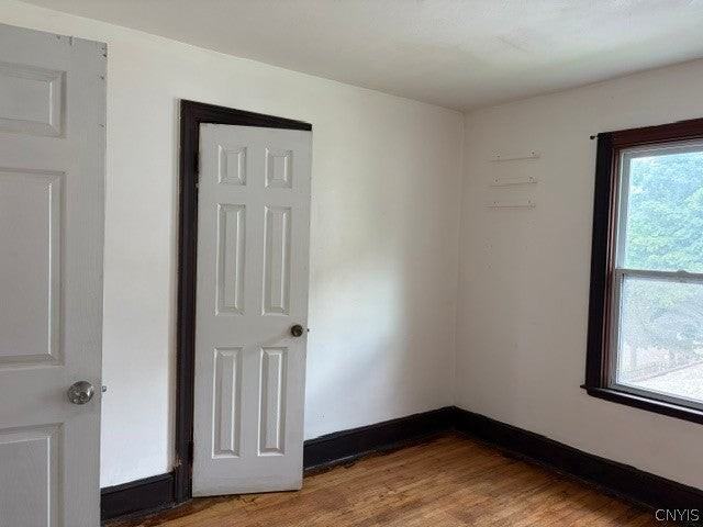 601 Court St - Photo 5 of 11