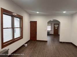 featured image of 1142 Hampton St