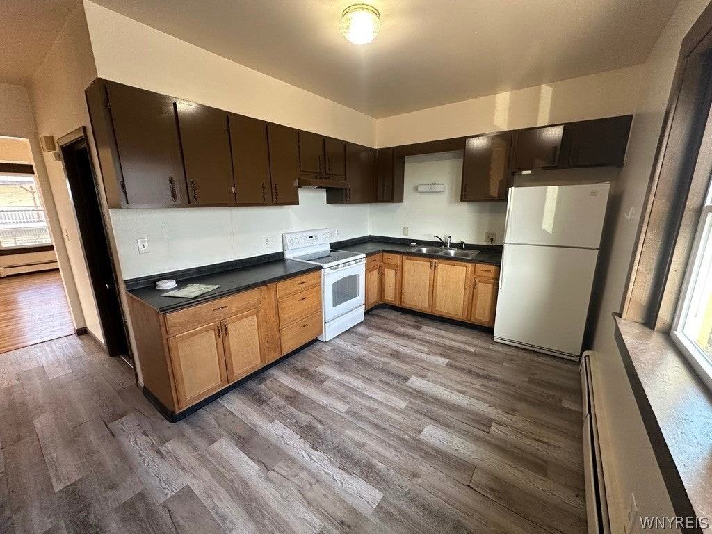 654 Hertel Ave - Photo 5 of 15