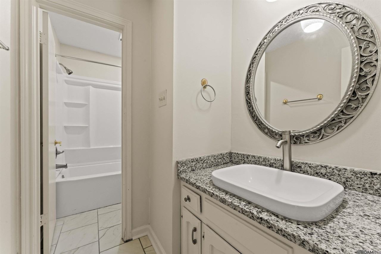 12036 Coursey Blvd - Photo 2 of 8