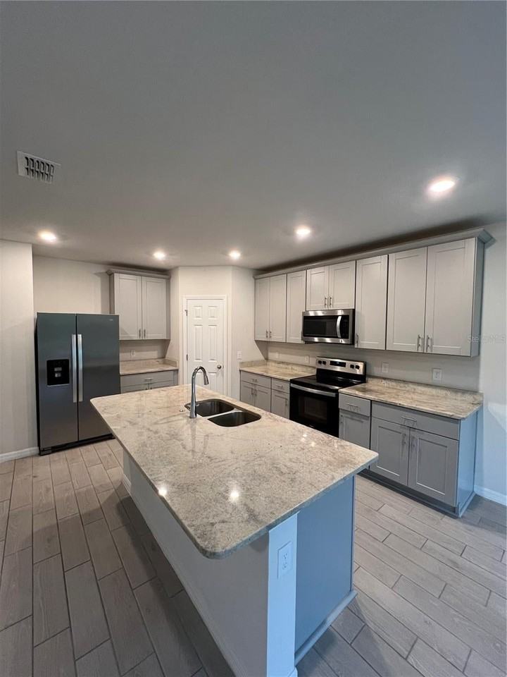 17245 Cagan Crossings Blvd - Photo 5 of 50