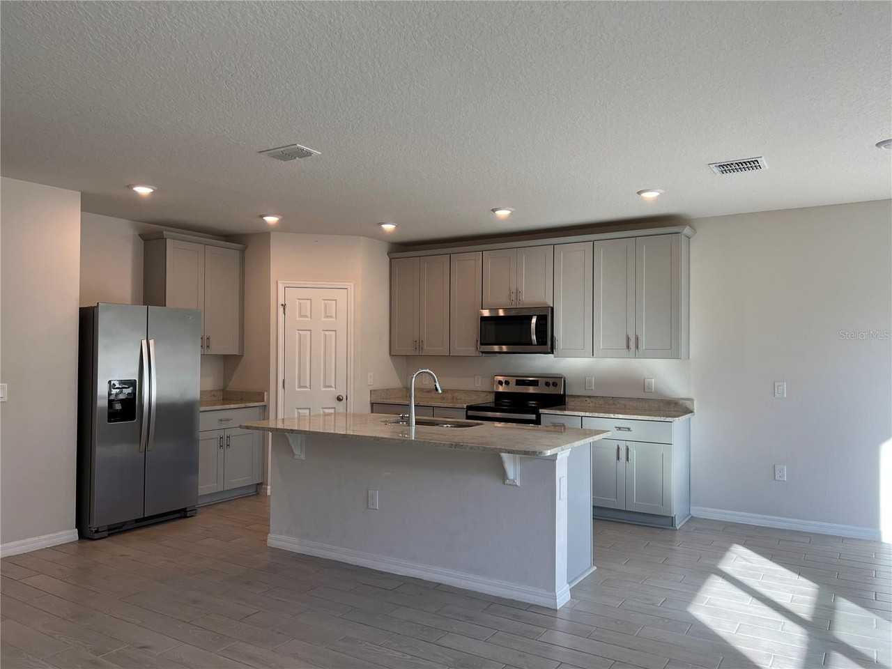 17245 Cagan Crossings Blvd - Photo 6 of 50