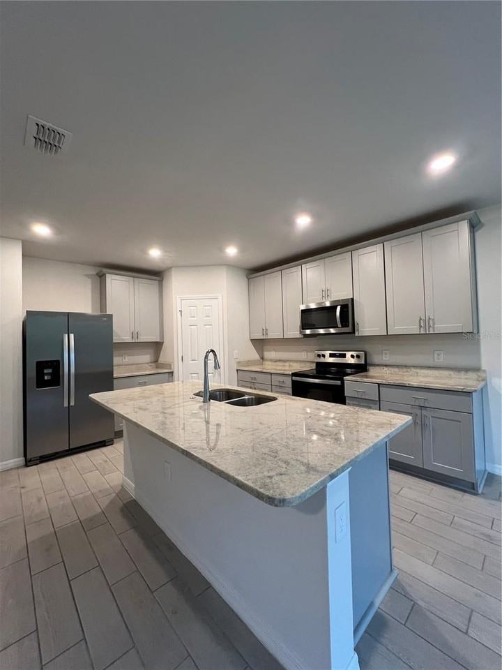 17245 Cagan Crossings Blvd - Photo 7 of 50