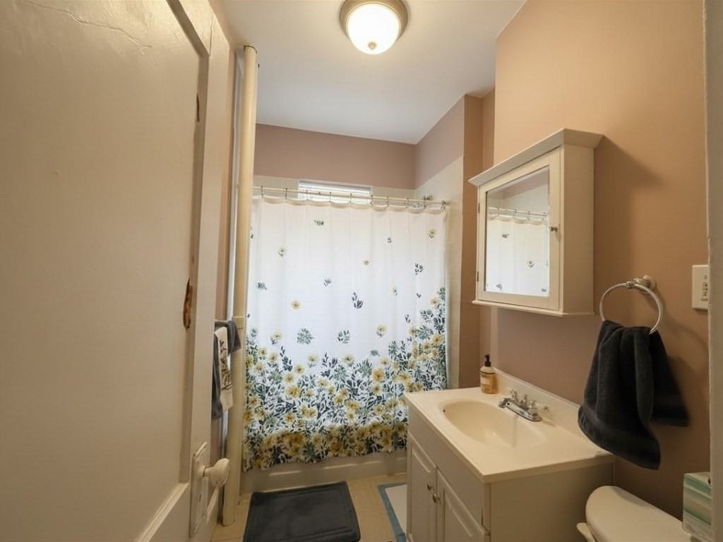 1330 Commonwealth Ave - Photo 6 of 8