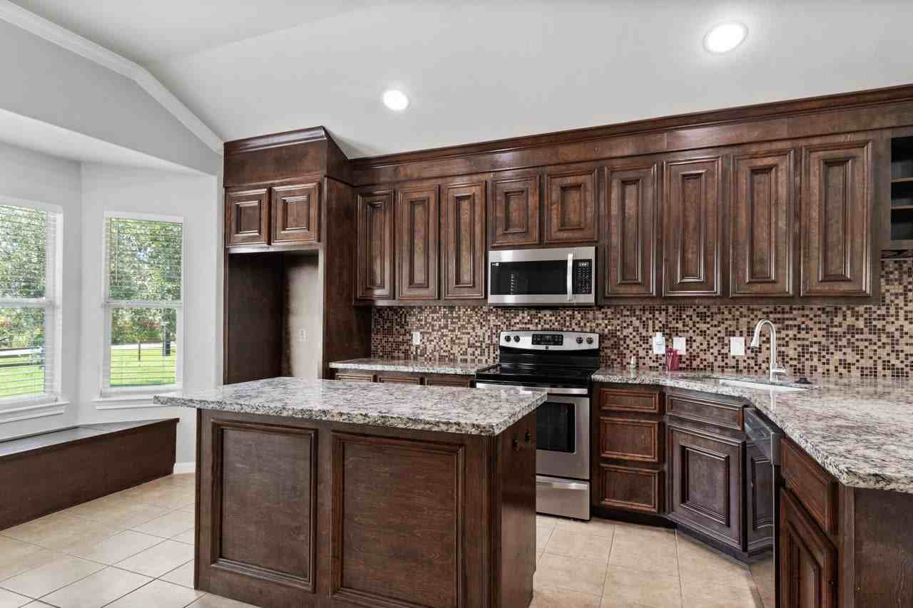 3131 County Road 81 - Photo 5 of 13