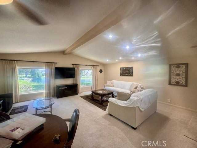 40913 Lincoln Pl - Photo 6 of 22