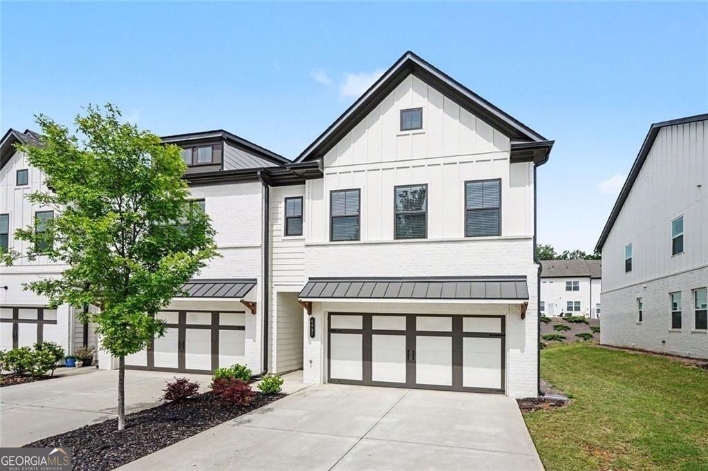 4657 Cypress Landing Way - Photo 3 of 25