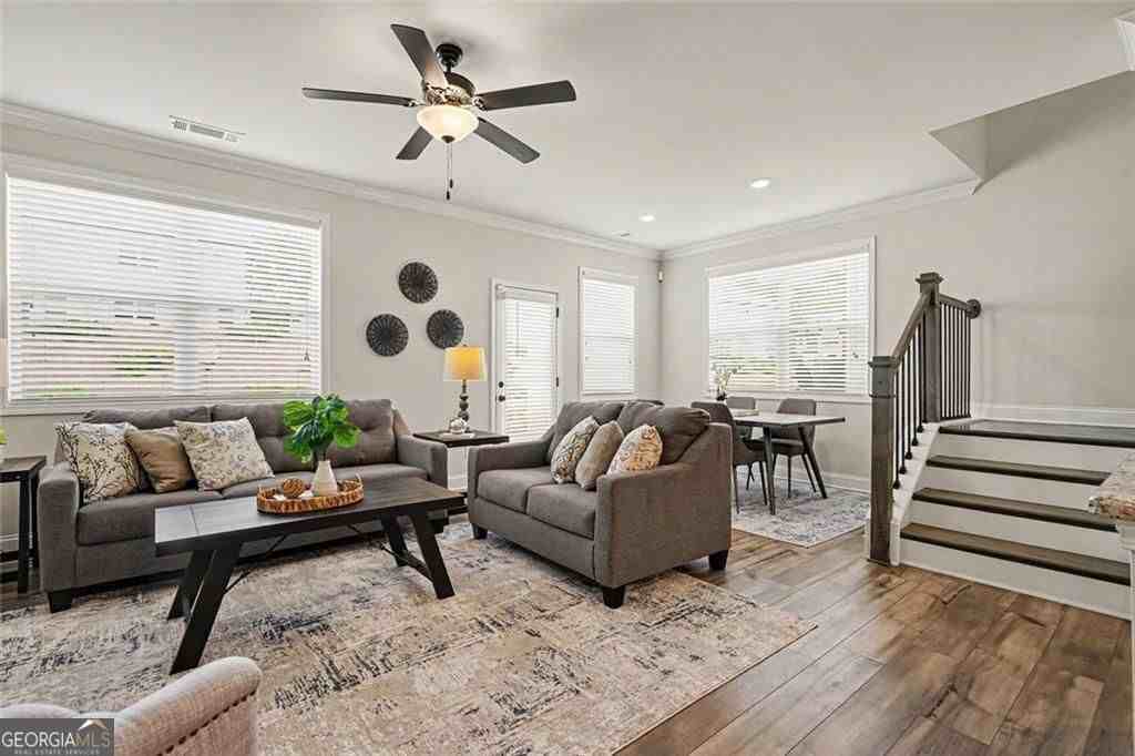 4657 Cypress Landing Way - Photo 6 of 25