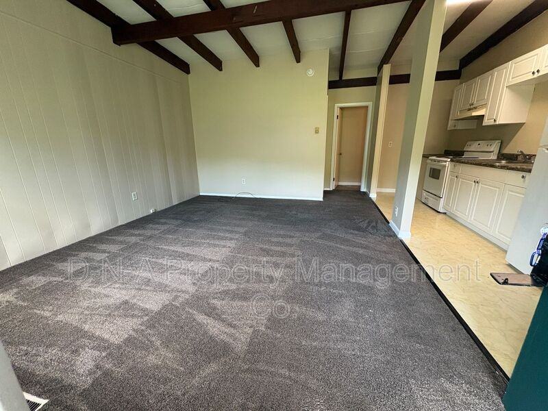 114 Cabanna Ln #118 - Photo 2 of 5