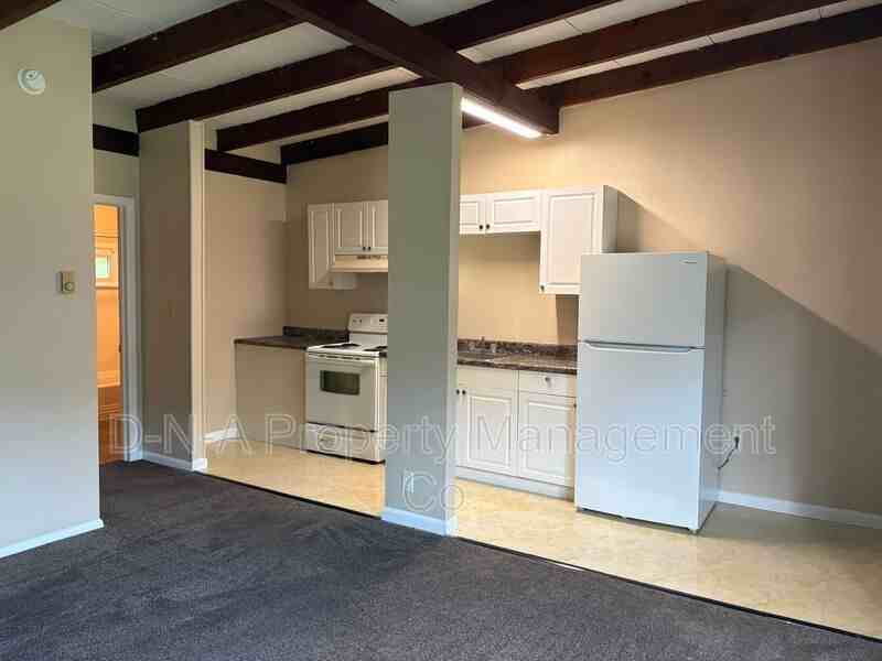 114 Cabanna Ln #118 - Photo 3 of 5