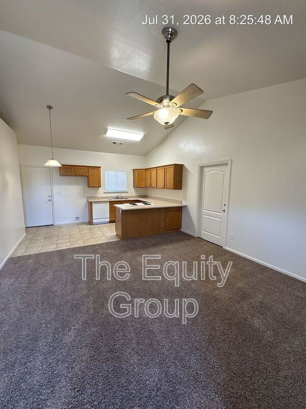 2423 W Sunnyside Ave - Photo 3 of 16