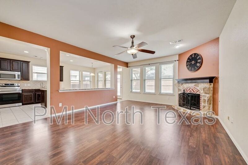10516 Bolivar Dr - Photo 5 of 23