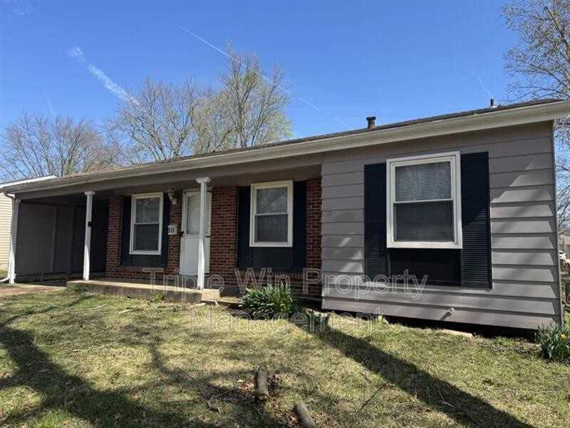 513 Coachway Ln - Photo 2 of 35