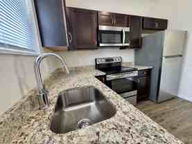 389 Abbeyville Rd - Photo 1 of 1