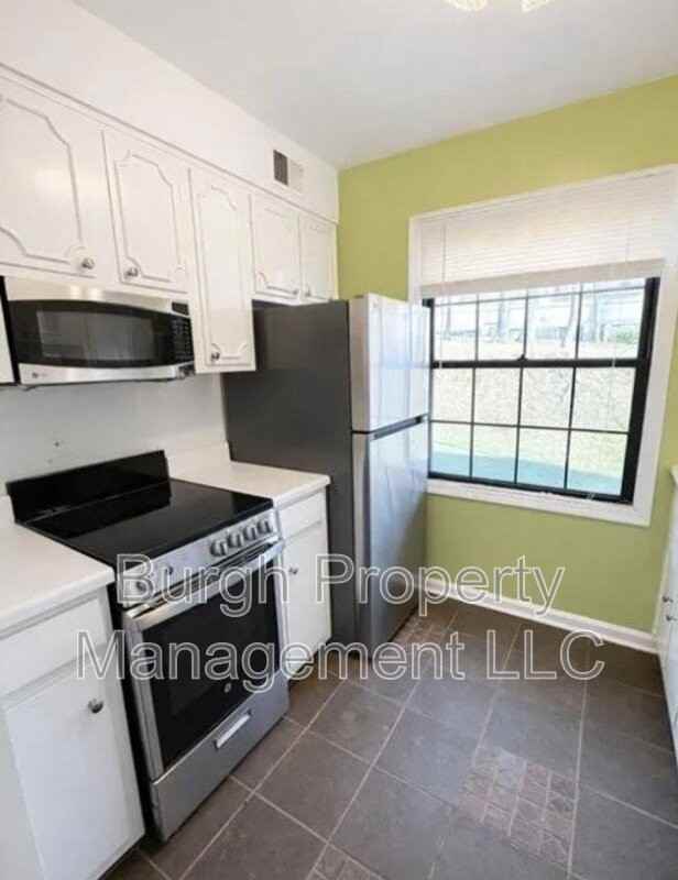 1234 Pennsbury Blvd