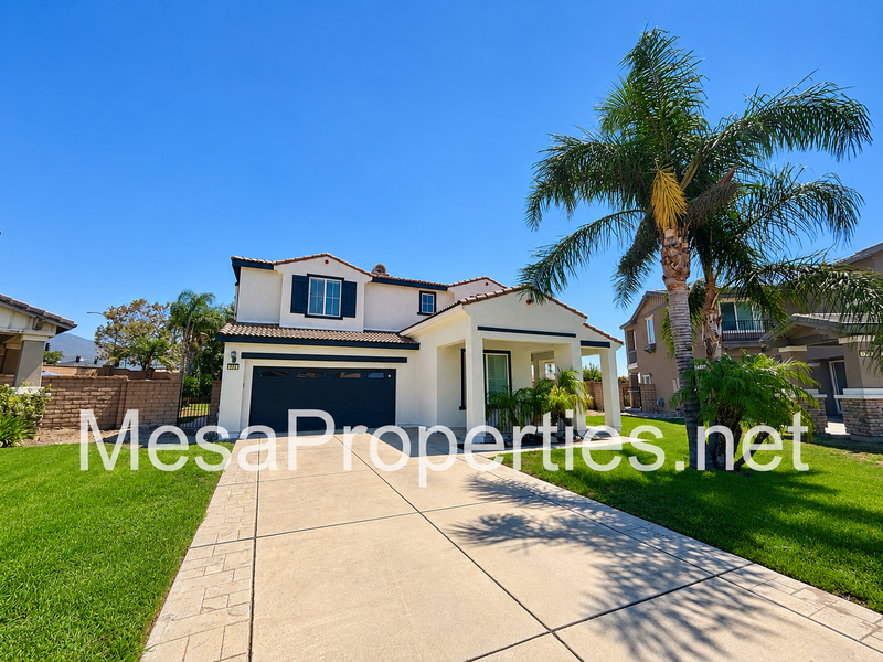 5729 Nutwood Pl