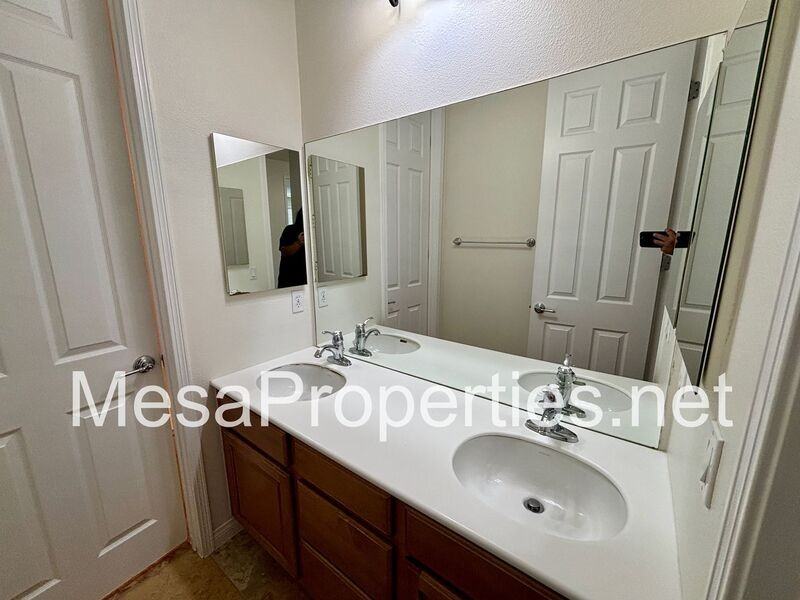 5729 Nutwood Pl - Photo 6 of 14