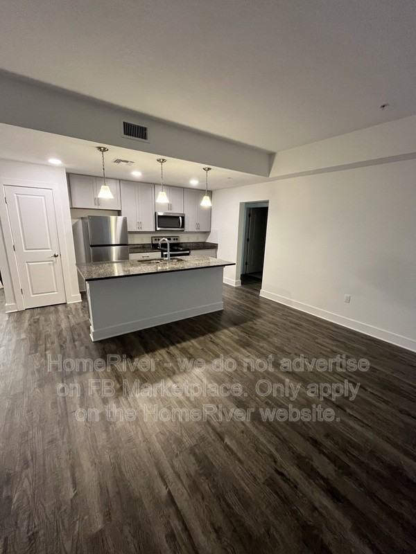 5205 Eggleston Ave #102 - Photo 7 of 23