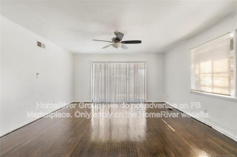 5810 E 23rd St - Photo 7 of 14