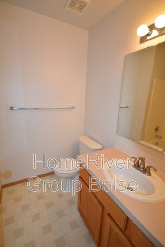 2520 Muskrat Ave - Photo 7 of 13