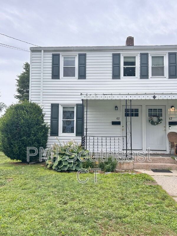 60 Hawthorne Dr