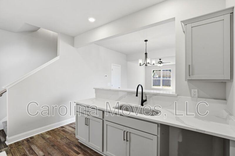 19A Scott St - Photo 4 of 14