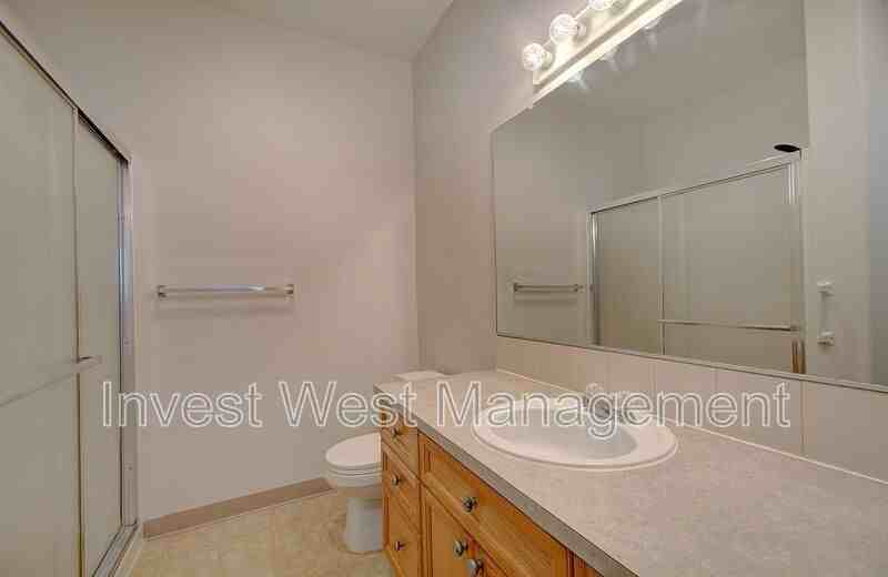 5264 Neavenue #30 - Photo 6 of 25