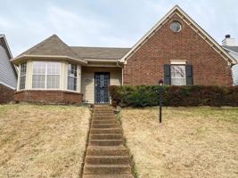 featured image of 1633 Dexter Ln