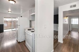 featured image of 212 Westwood St