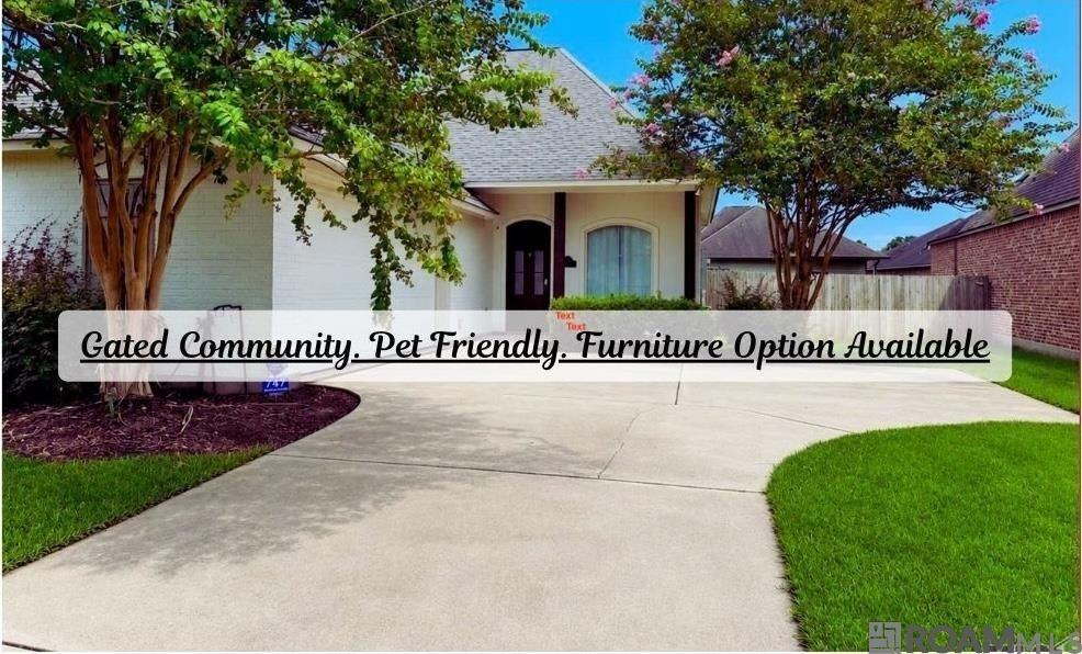 747 Portula Ave