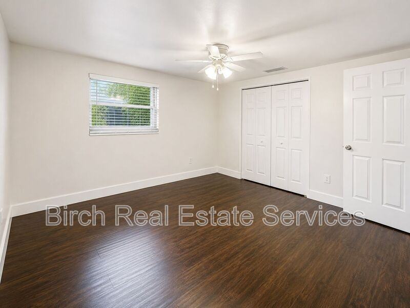 5844 Georgia Ave - Photo 7 of 11