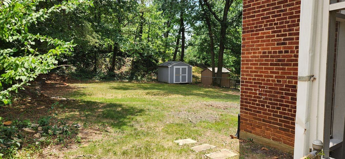 6213 Forest Rd - Photo 4 of 43