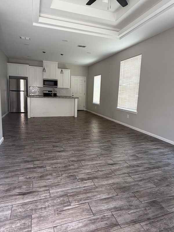 5800 Sandpiper Ave - Photo 3 of 16