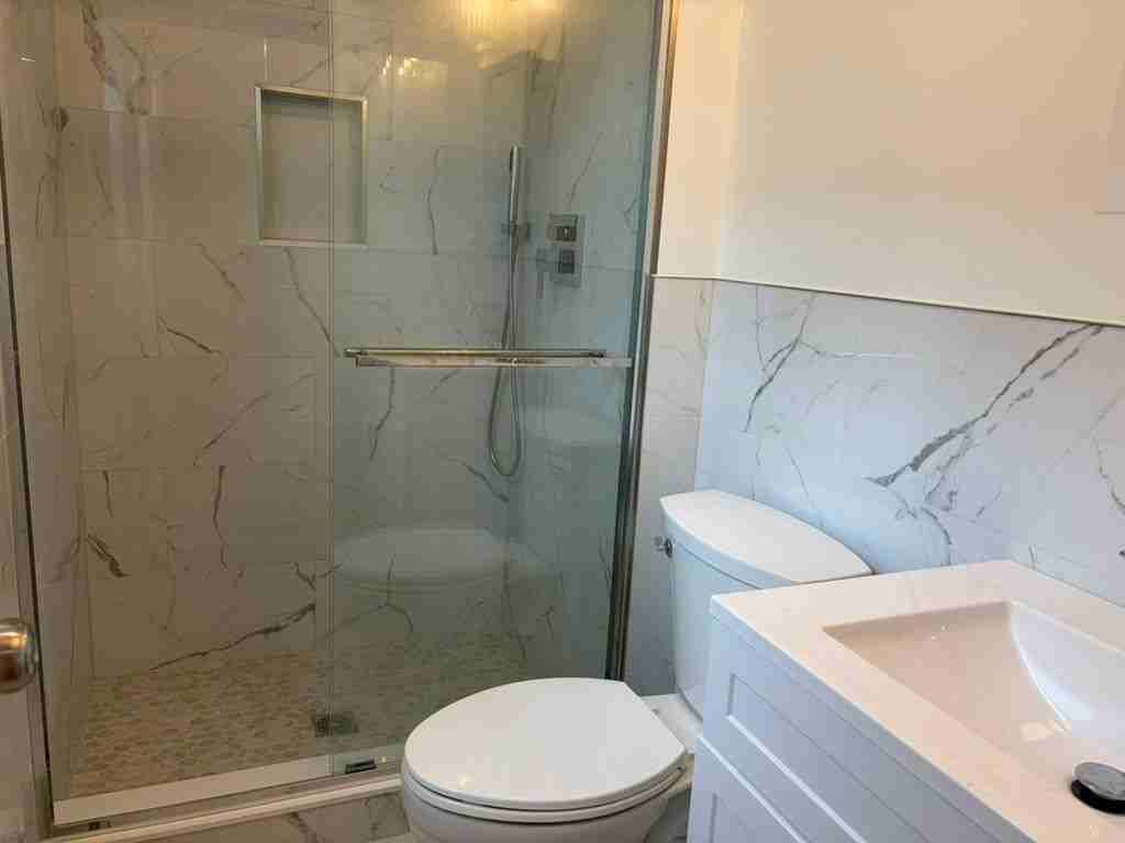 426 Broad St - Photo 2 of 27