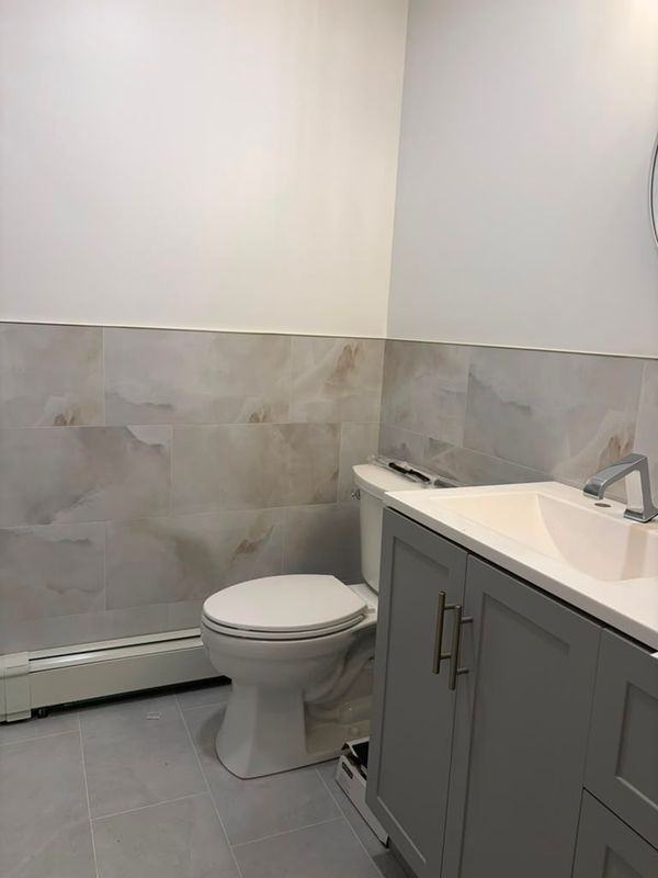 426 Broad St - Photo 3 of 27